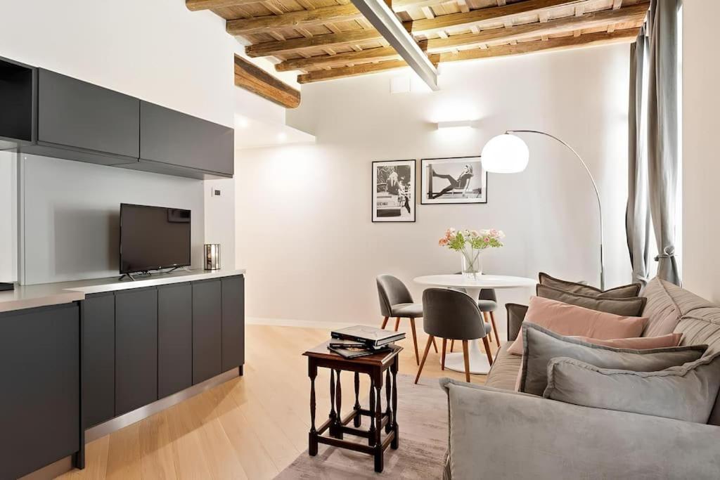 Hostme Piazza Navona Apartament ローマ エクステリア 写真